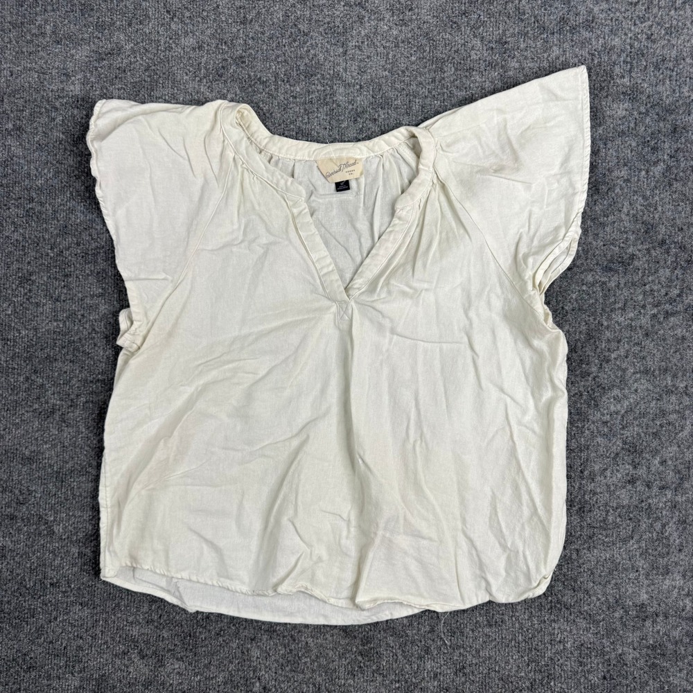 Universal Thread Top Womens Size M White Linen Blend Flutter Sleeve V-Neck